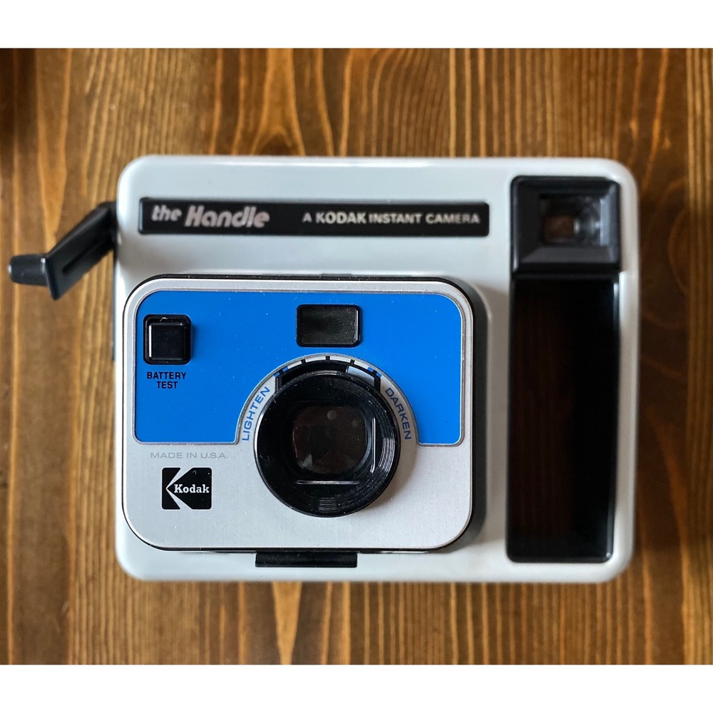 Vintage Kodak The Handle Instant Camera with Original Case and Manual 1970s - Picture 2 of 11